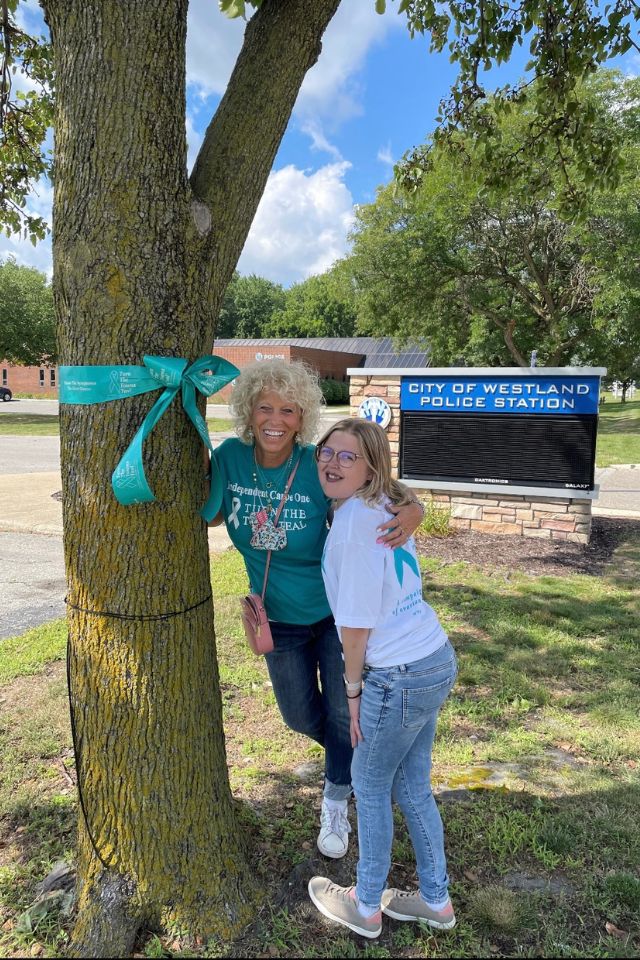 Owner of Carpet One supports Turn the Towns Teal